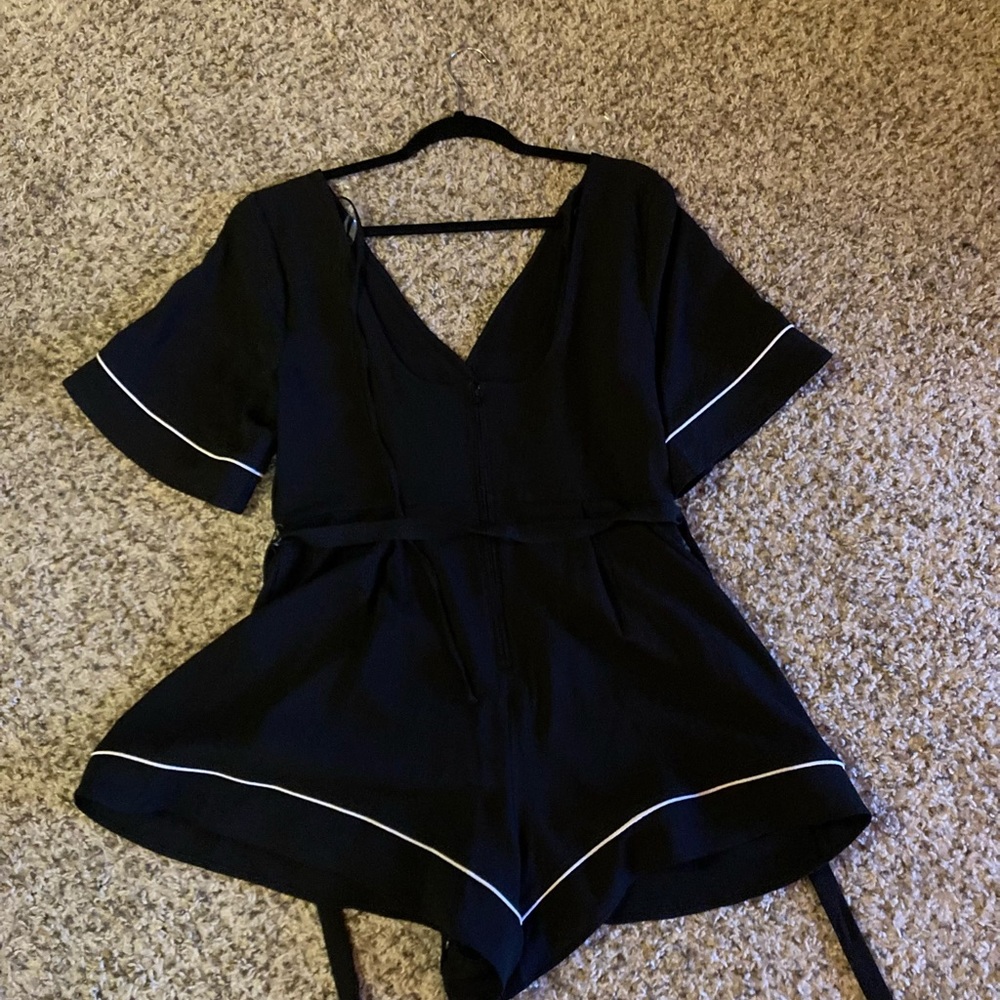 Francesca’s romper NWT